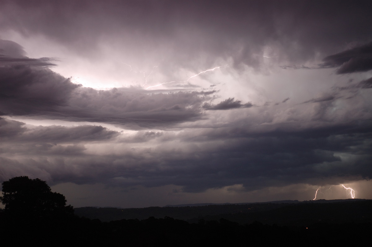 lightning lightning_bolts : McLeans Ridges, NSW   1 January 2009