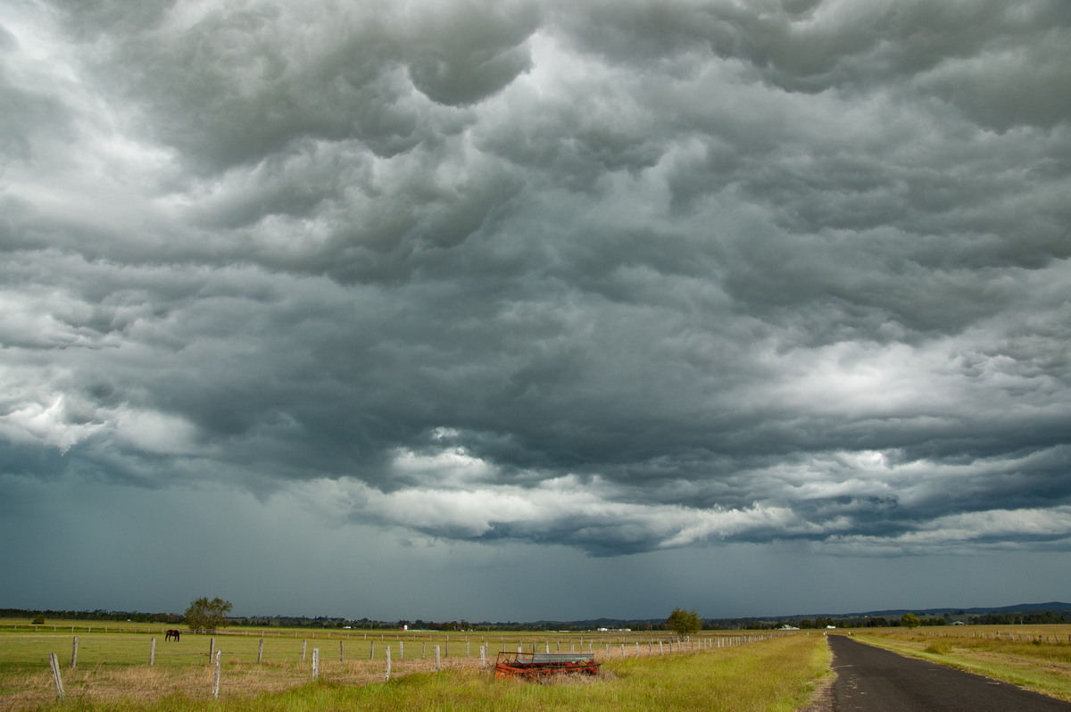 altocumulus altocumulus_cloud : N of Casino, NSW   16 March 2009