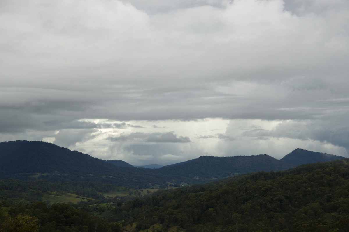 stratocumulus stratocumulus_cloud : Border Ranges, NSW   4 April 2009